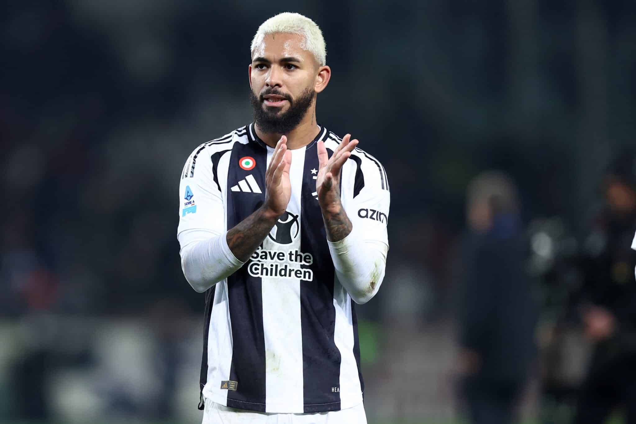 内马尔回应夜店传闻，坦言膝伤恢复艰难获心理援助（内马尔回应夜店传闻：直言膝伤复健艰难，已接受心理支持）