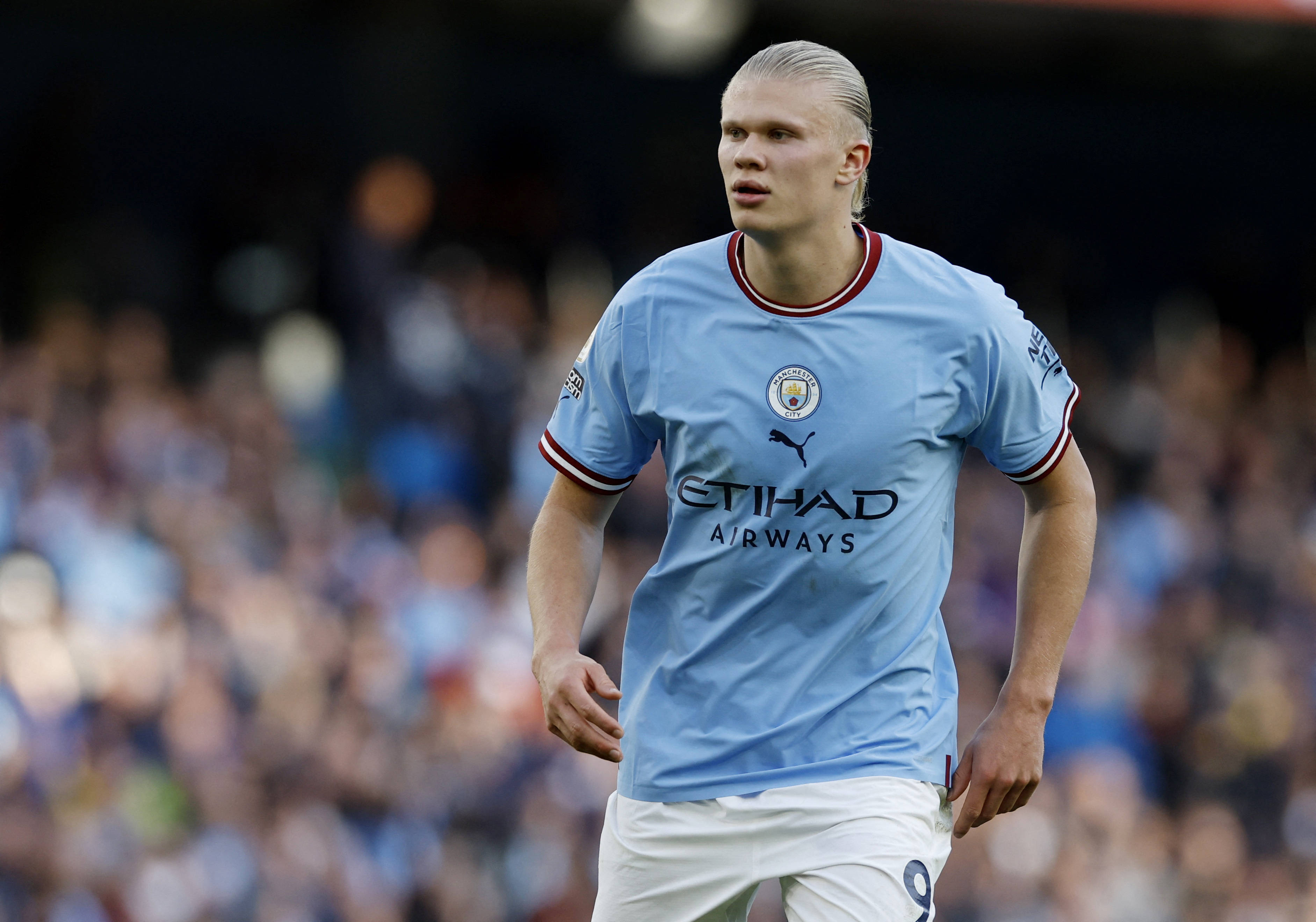 他在场上就是稳定器（他是场上的定海神针）