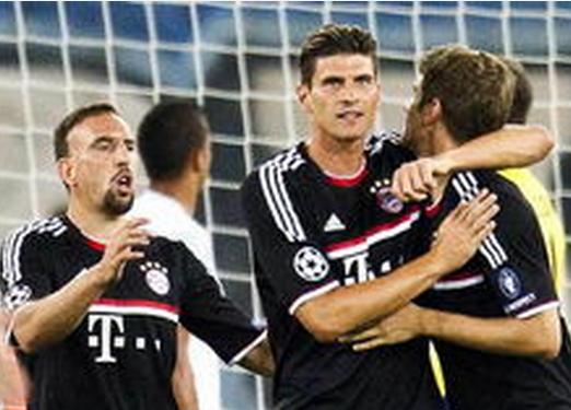 加拉塔萨雷高层炮轰土耳其足协：因遭裁判针对拒绝出席明日仪式（加拉塔萨雷高层怒斥土耳其足协：称遭裁判针对，将缺席明日仪式）