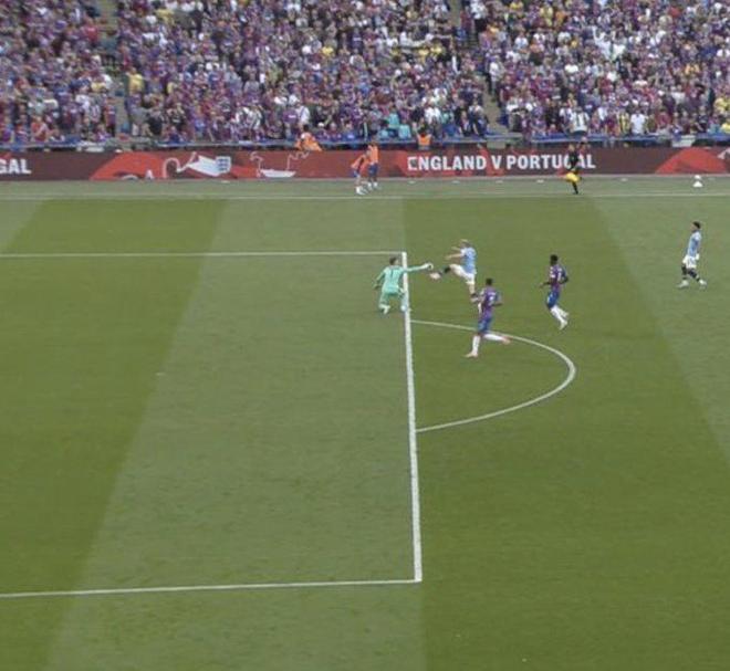 阿斯：欧足联将在巴萨战阿拉维斯时派检查员检查诺坎普设施（阿斯报：欧足联将于巴萨对阿拉维斯一战期间派员检查诺坎普设施）